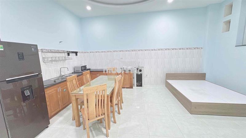 Tôi cần cho thuê phòng rộng 45m2 đầy đủ nội thất