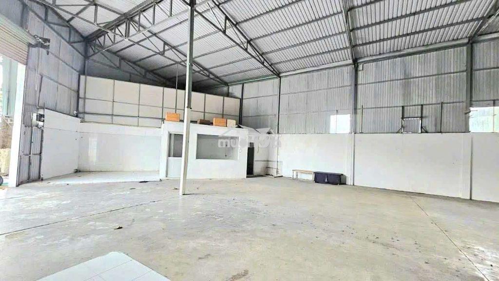Xưởng đông hoà dĩ an 300m có văn phòng 3fa sản xuất - 2