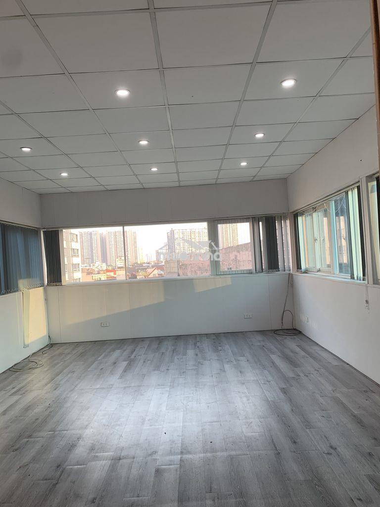 Cho thuê văn phòng 35m2 số 124 lạc trung