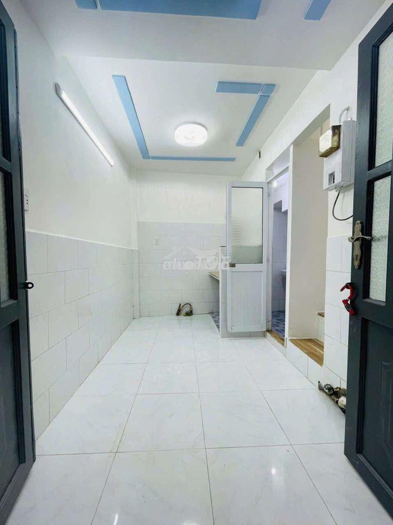 Bán nhà đường trần hưng đạo p2.q5 dt.3m×5m } 1 lầu 1 phòng 1 wc hẽm 4m - Ảnh 3