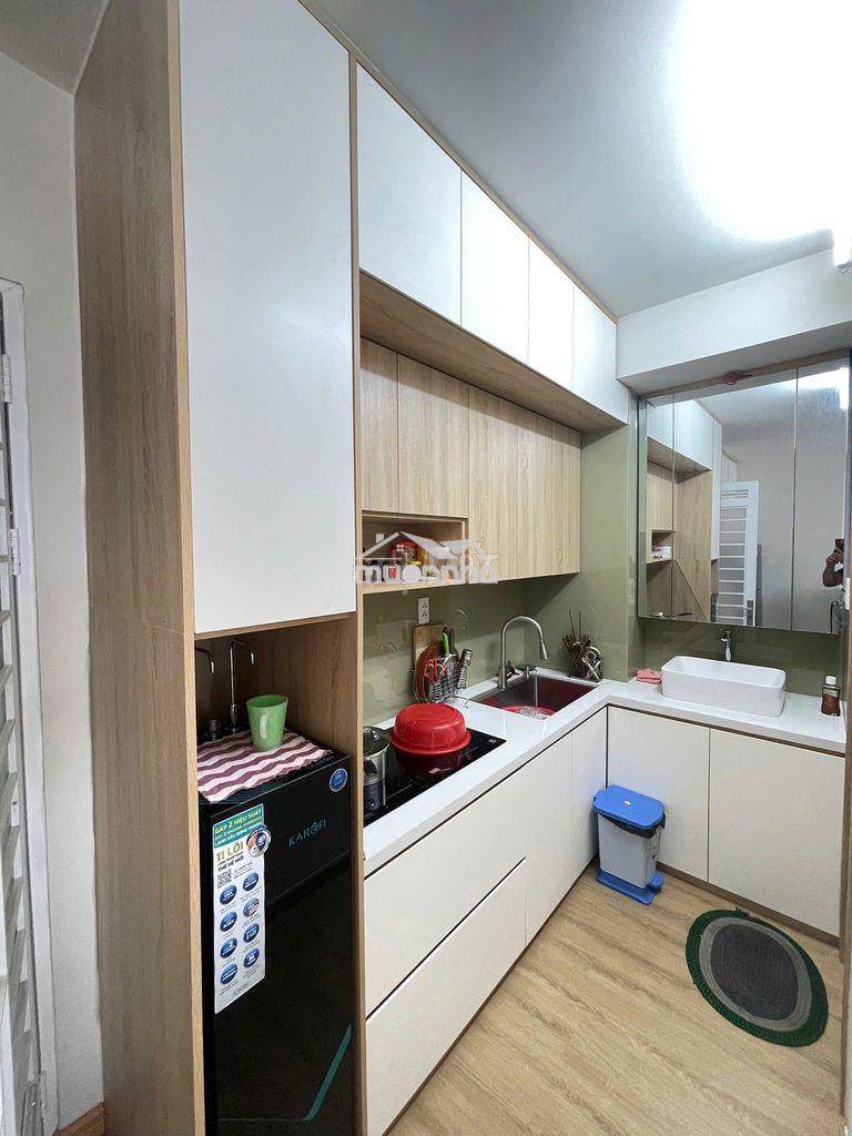 Chính chủ cần bán ch ehomes phú hữu quận 9 dt 40m2 nhà ở tm,nt đầy đủ 