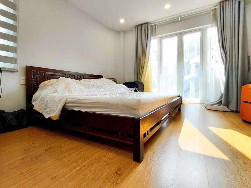 Quận 1 nhà 4 tầng dt 4,2x6m giá 8,9 tỷ ,xe hơi tới nhà. - Ảnh 4