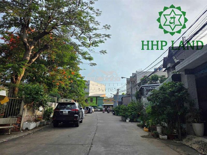 Bán 2 nền đất sổ riêng, thổ cư gần chợ tân phong