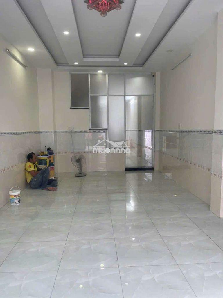 Nhà mới 4pn 5wc giá 12tr