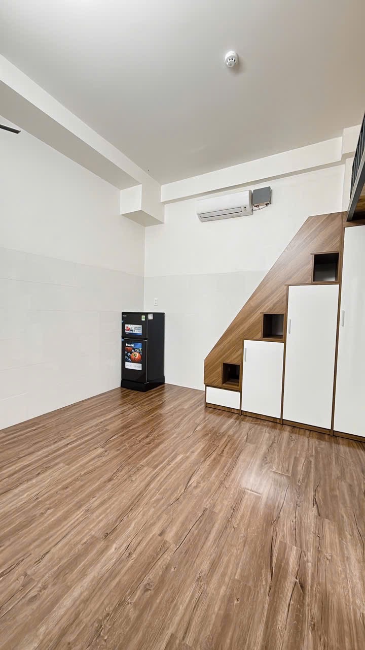 Cho thuê căn hộ duplex (gác) ban công siêu rộng (gần chợ bà chiểu) | bùi hữu nghĩa, bình thạnh  - Ảnh 3