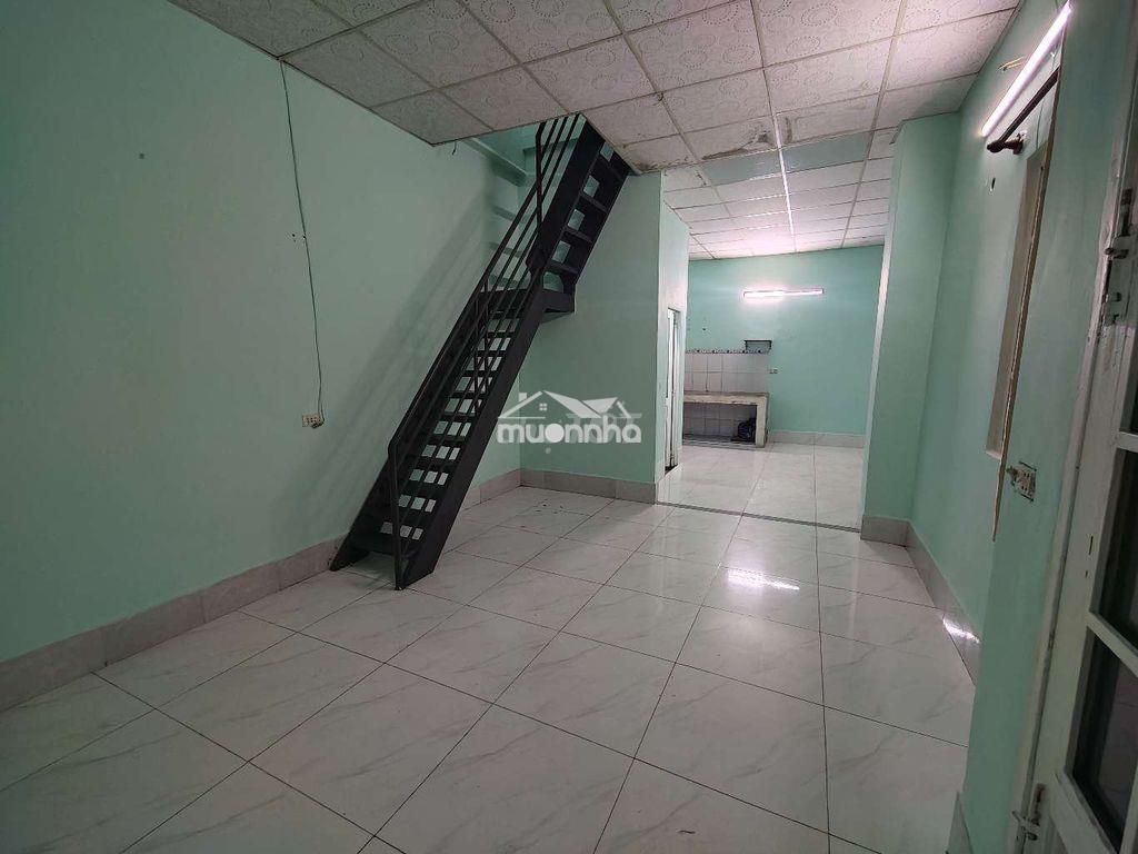Cho thuê nhà nguyên căn - 2 phòng ngủ - chính chủ - ngay bình hưng hòa - Ảnh 2