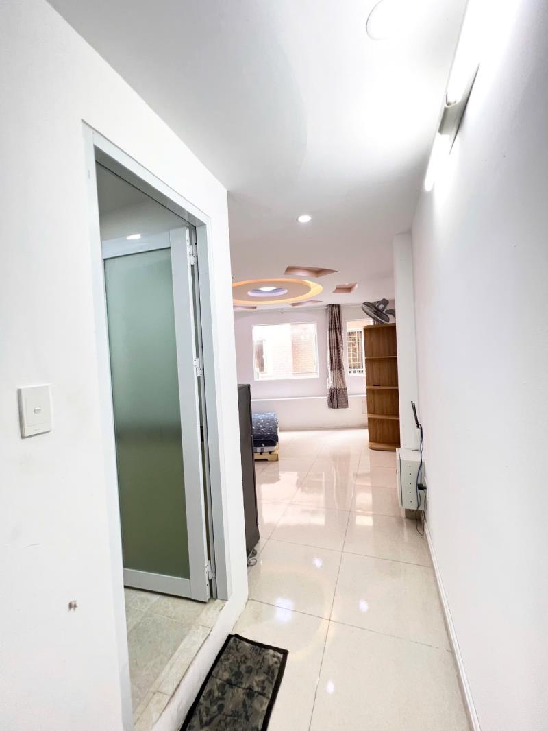 Cho thuê căn hộ studio- full nội thất - cửa sổ to- máy giật riêng- tách bếp-nguyễn trọng tuyển-phú nhuận - Ảnh 3