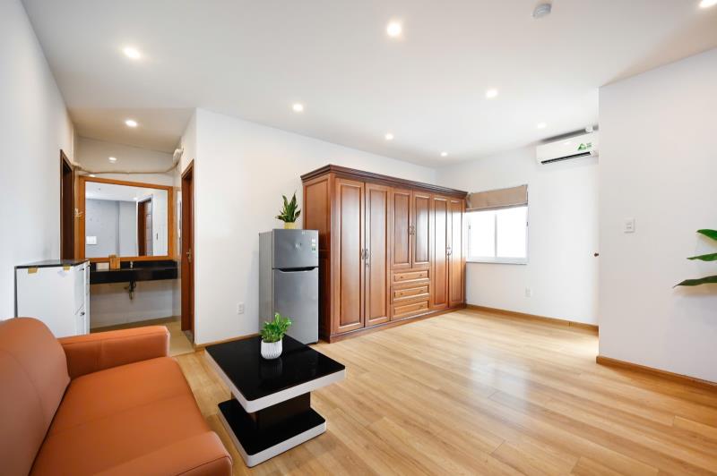 Cho thuê căn hộ 1pn 65m² rộng rãi, ban công & cửa sổ lớn – trần kế xương, phú nhuận gần q1 & bình thạnh