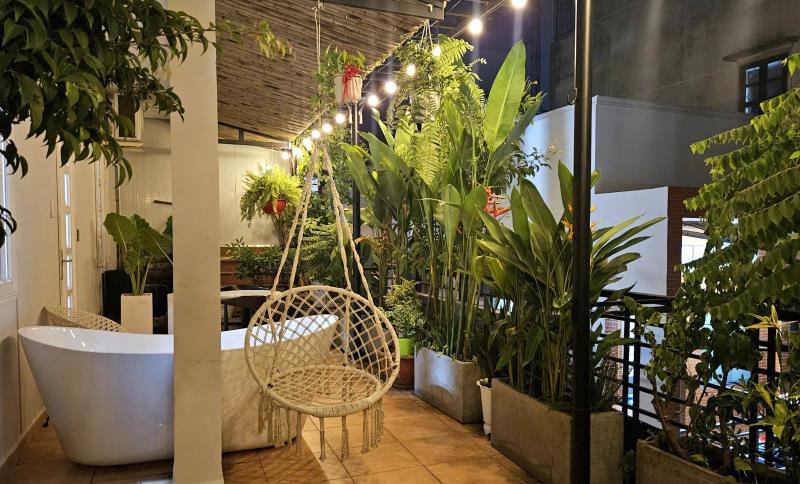 💎 Siêu phẩm resort giữa lòng sài gòn – lux suite 70m² sân vườn & bồn tắm ngoài trời – lê văn sỹ 💎 ​📍 vị trí: trục đường lê văn sỹ (khu vực trung tâm giáp ranh q3, phú nhuận, tân bình) 🛵 - Ảnh 3