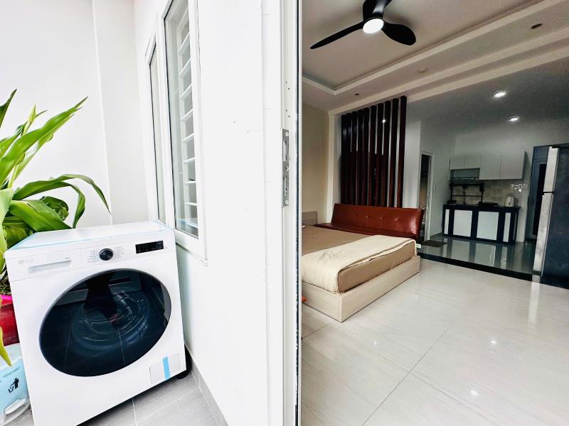 Cho thuê căn hộ có ban công thoáng full nội thất xô viết nghệ tĩnh bình thạnh, sát q1, gần ngã tư hàng  - Ảnh 4