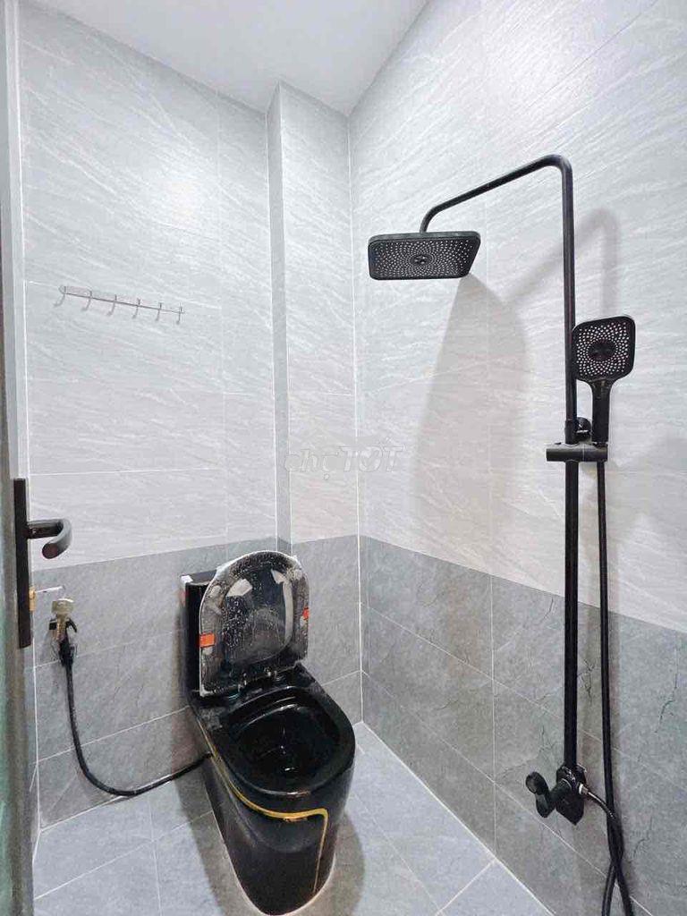 Nhà đẹp 3 tấm quận 4 - nguyễn khoái - Ảnh 4