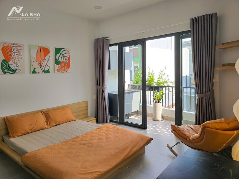 Căn hộ mini ban công full nt gần etown, hvhk, cầu tham lương
