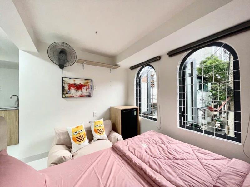 Cho thuê căn hộ studio cửa sổ lớn | cách mạng tháng 8, p.11, q.3 