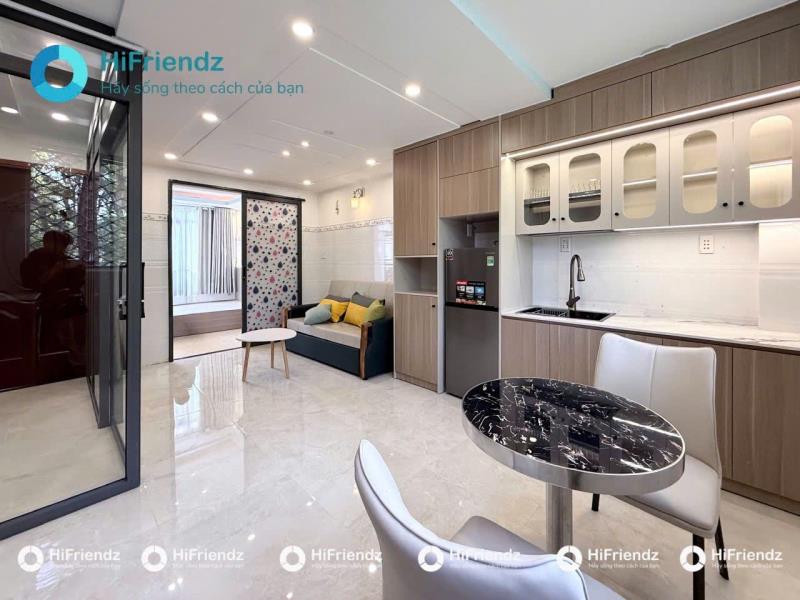 Căn hộ 2pn tách bếp sang trọng
