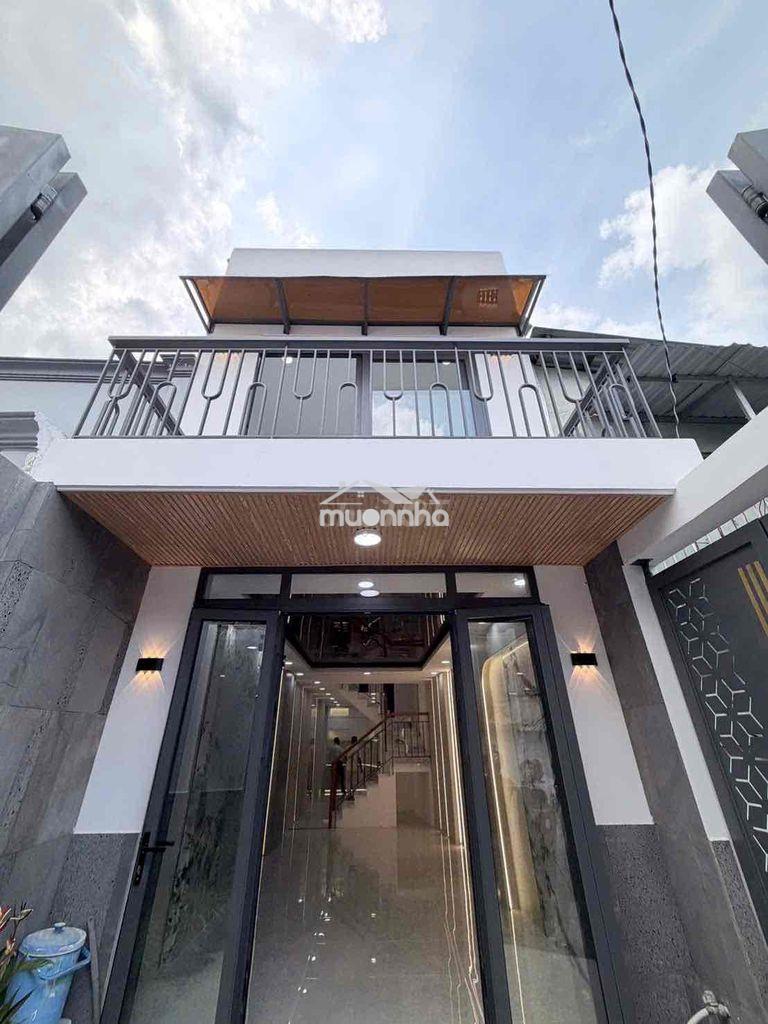 Nhà mới 2tầng lầu hoài thanh f14 q8