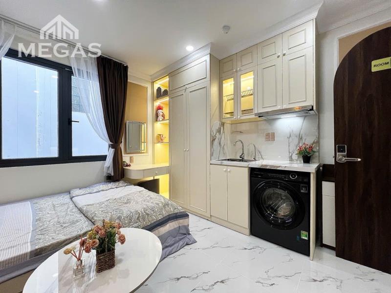 Tiêu đề: cho thuê căn hộ có cửa sổ kính lớn thoáng mát full nội thất đường huỳnh văn bánh quận phú nhuận, sát quận 3, quận 1