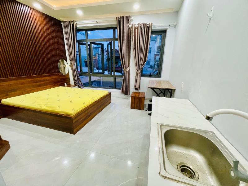 Cho thuê căn hộ có cửa sổ kính lớn thoáng mát full nội thất đường xô viết nghệ tĩnh quận bình thạnh, sát quận 1