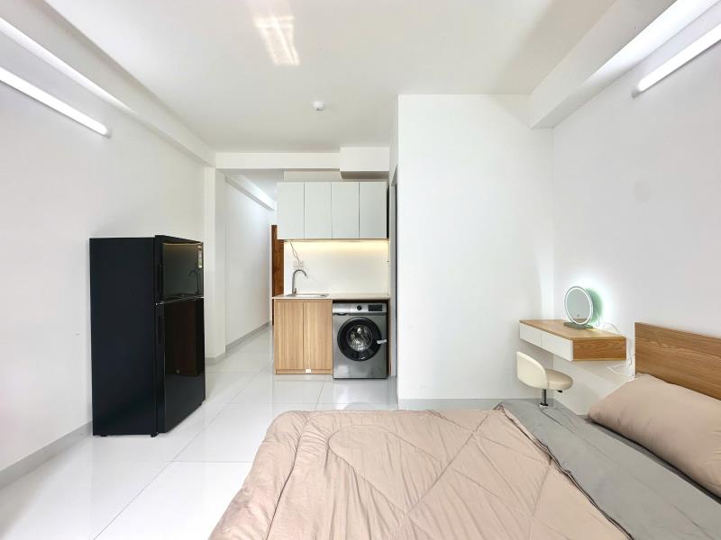 Cho thuê căn hộ có cửa sổ kính lớn thoáng mát full nội thất đường xô viết nghệ tĩnh quận bình thạnh, sát quận 1 - Ảnh 3