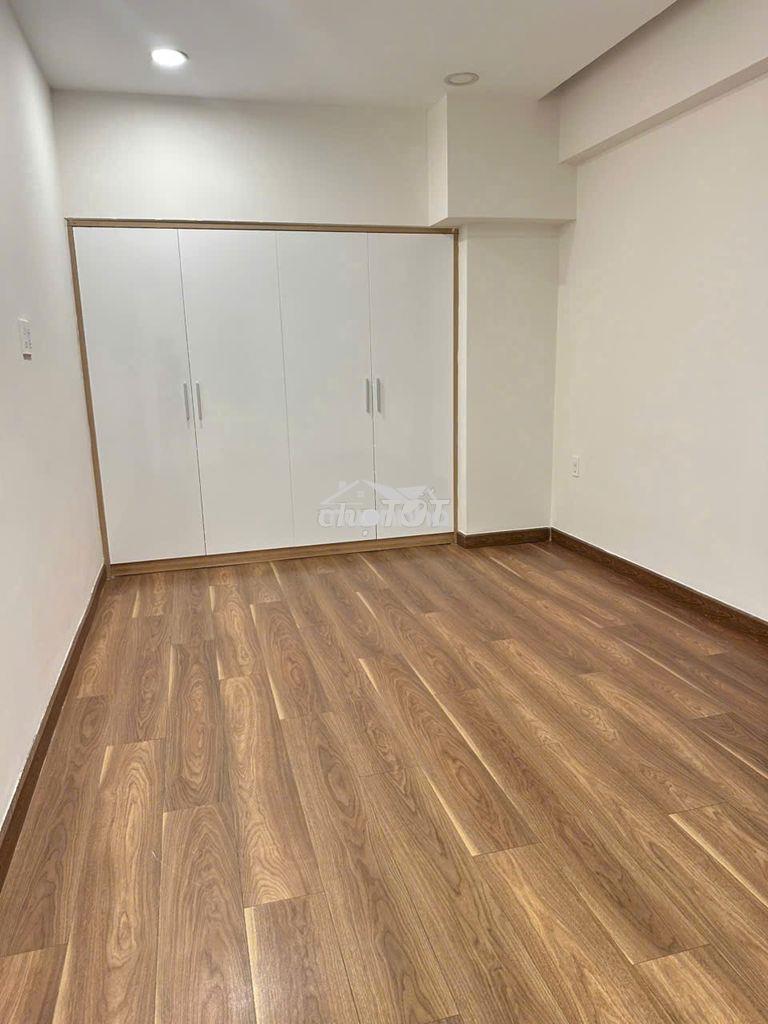 Bán tầng trệt căn hộ phú mỹ thuận. dt 144m, 3pn, 3wc, tiện ở, buôn bán - Ảnh 3