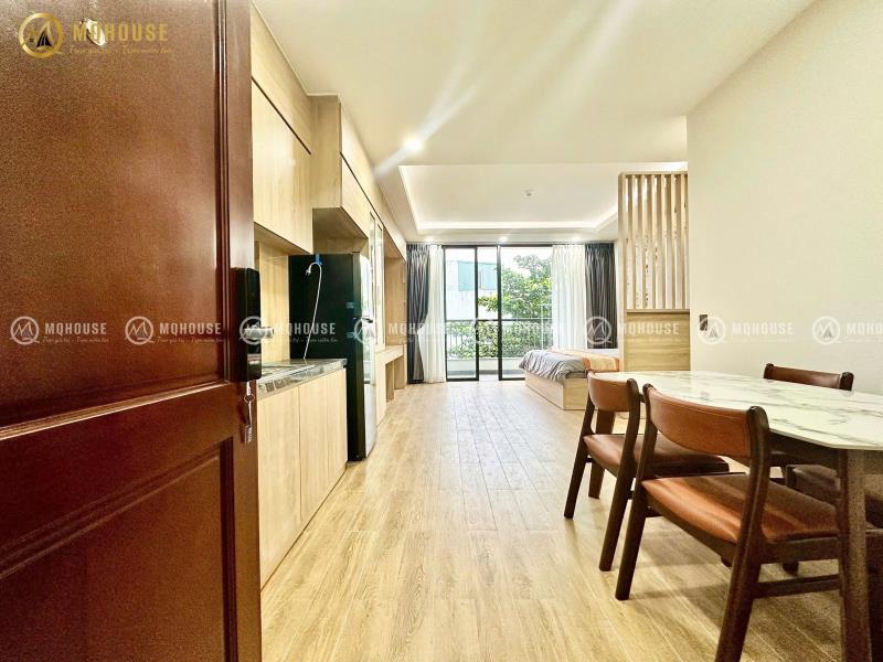 Cc mini studio ban công tone gỗ cực đẹp gần mũi tàu âu cơ - trường chinh - Ảnh 4