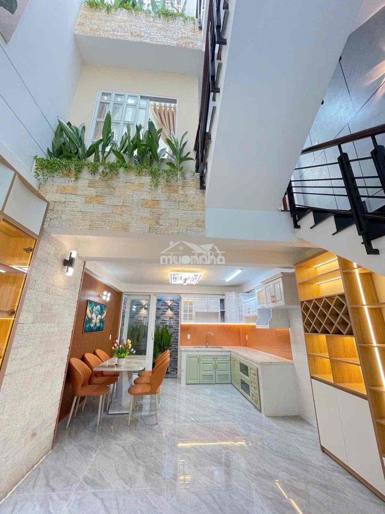 Nhà mới 4x17m 1 trệt 2 lầu st 4pn 4wc full nội thất cao cấp - Ảnh 3