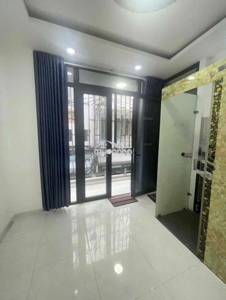 Nhà hẻm xe hơi trung tâm quận 5 vị trí cực đẹp - Ảnh 2