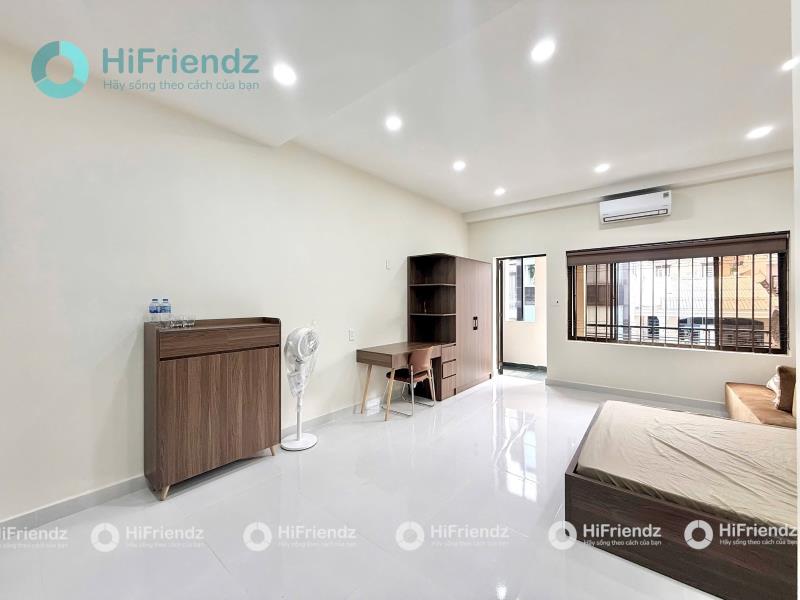 Khai trương căn hộ mới tinh 100% bancol to ngay sát sân bay - Ảnh 4