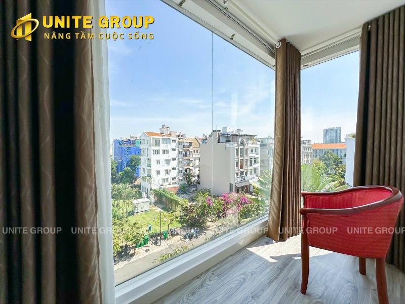 Căn hộ với nhiều cửa sổ lớn siêu thoáng full nội thất phan khiên ích quận 7
