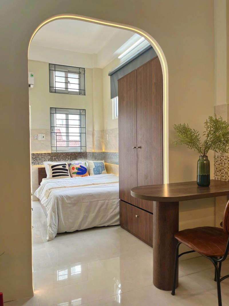 Cho thuê phòng có ban công, rộng 38m2, full nội thất - quốc lộ 13 gần bến xe miền đông cũ, ngã tư hàng xanh, đại học ngoại thương ở bình thạnh - Ảnh 2