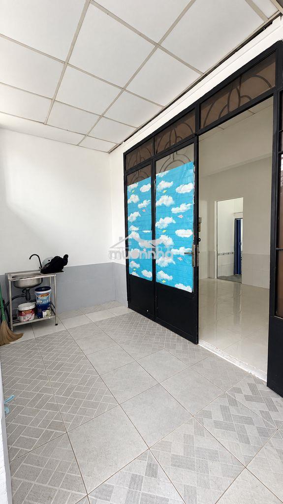Cho thuê nhà nguyên căn mới – 5 phòng ngủ, 4 wc – hẻm xe hơi - Ảnh 4
