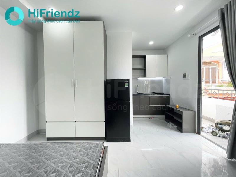 Cho thuê căn hộ ban công gần ngã tư hàng xanh full nội thất - Ảnh 2