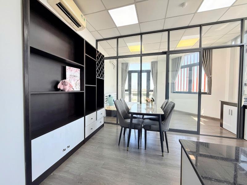 1 phòng ngủ tách bếp mới giặt riêng view kính ban công  thang máy ngay ngã tư nguyễn xí - phạm văn đồng - phú nhuận - Ảnh 4