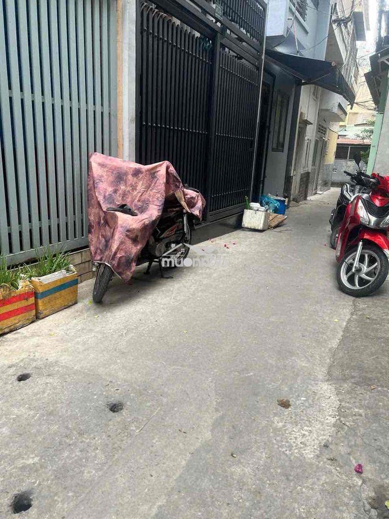 Nhà chính chủ cần cho thuê nhiêu tứ ngay khu phan xích long phú nhuận