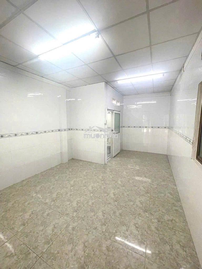 Nhà thích quảng đức 50m2 với 3 pn 2wc giá 12tr