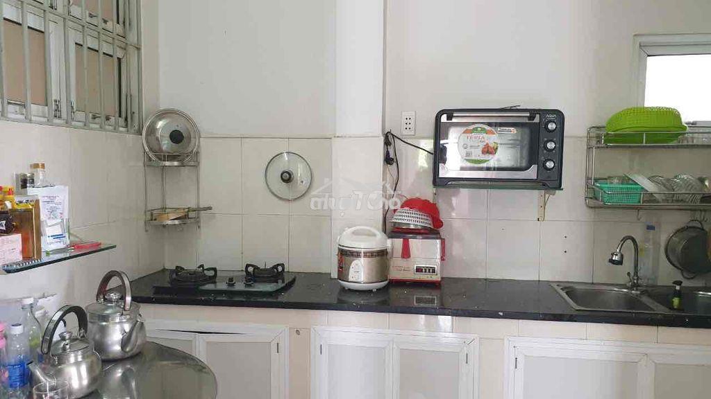 Chung cư lô d lạc long quân - chợ hoa đầm sen - Ảnh 4