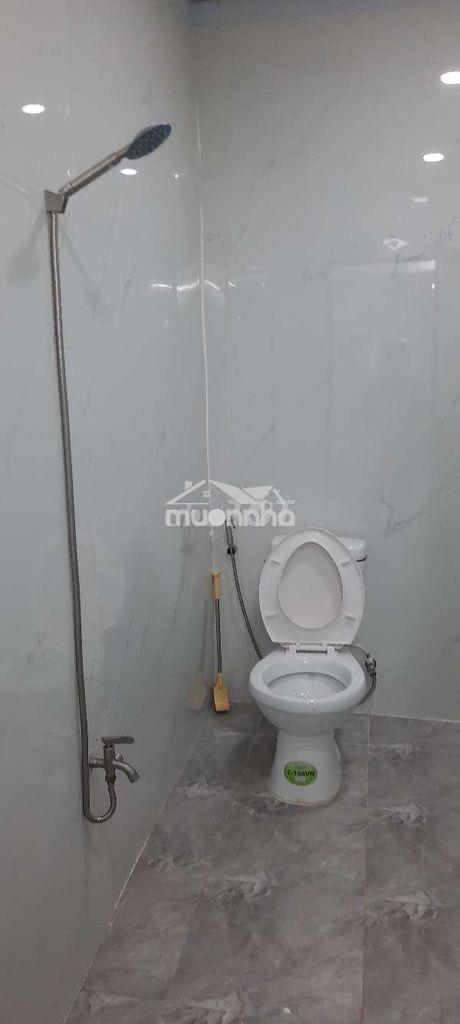 Cho thuê nhà nguyên căn 4 phòng ngũ, đường lê văn duyệt p1 q.bt - Ảnh 2