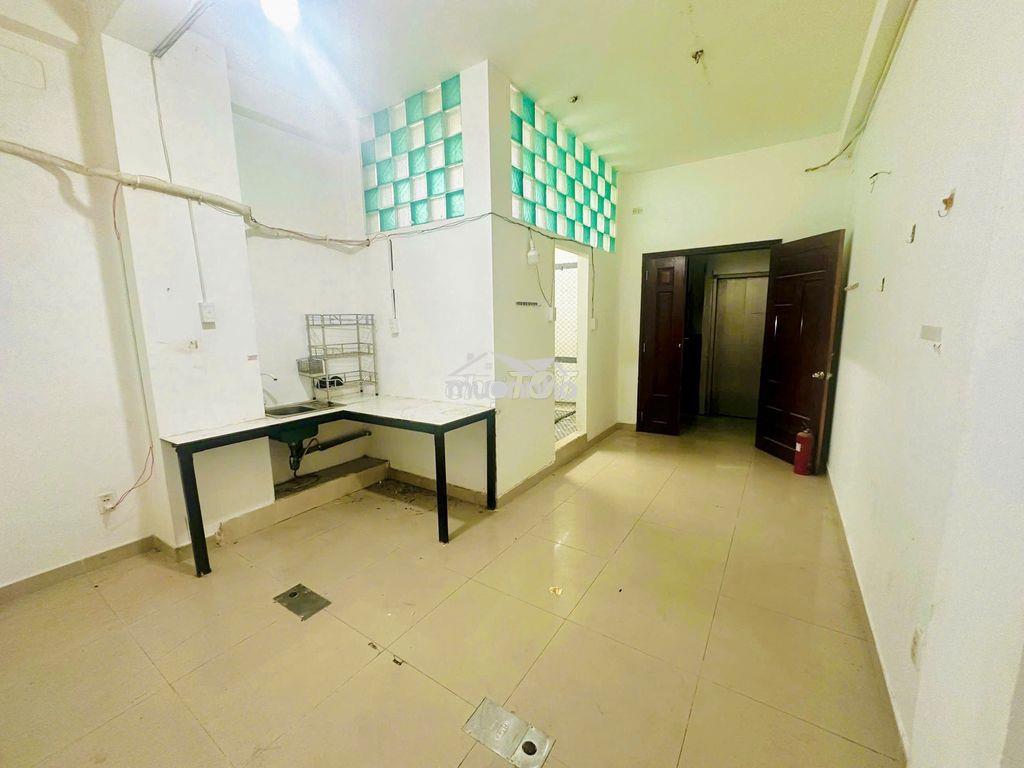 Studio 1 phòng ngủ , 1 phòng bếp , 1 wc - Ảnh 2