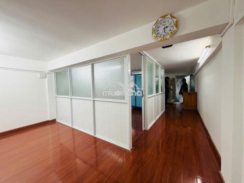 Bán căn hộ lầu 1 trần hưng đạo q5 – sửa mới tinh – chỉ 1,9 tỷ - Ảnh 2