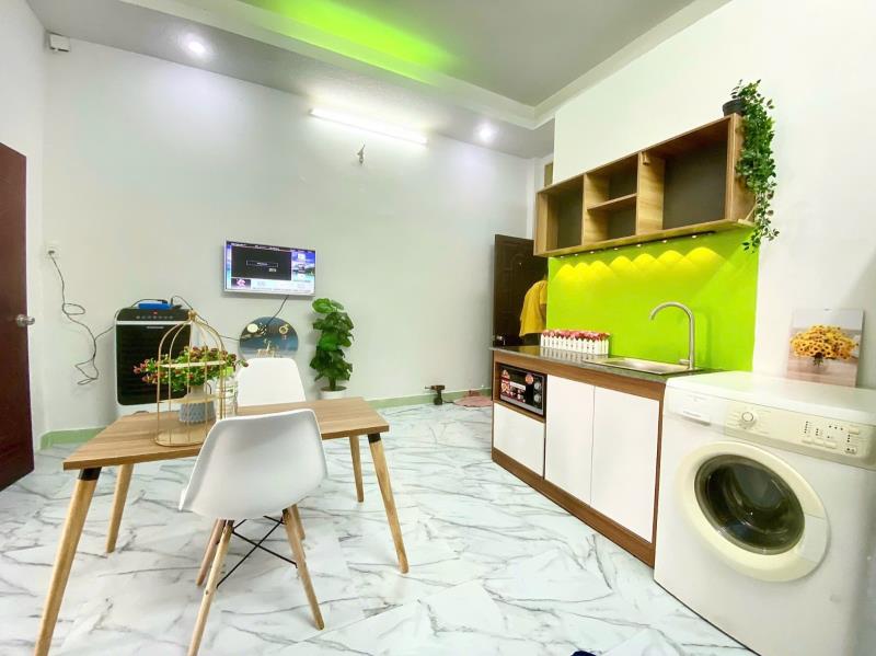CĂN HỘ 2 PHÒNG NGỦ 70M2 BAN CÔNG 4-6 NGƯỜI Ở THOẢI MÁI GẦN HỌC VIỆN HÀNG KHÔNG TÂN BÌNH - Ảnh 4