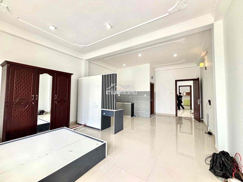 Căn hộ dịch vụ q.8 – full nội thất – ban công – 4tr5 – vào ở ngay - Ảnh 2