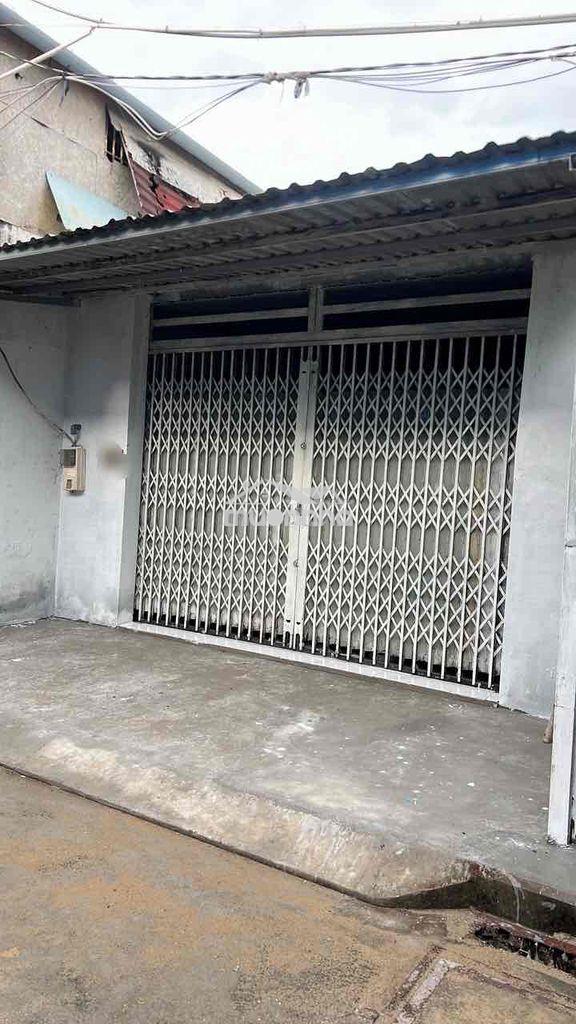 Cho thuê nhà nguyên căn hẻm xe tải dt rộng 5* 16 m giá rẻ 8,5 triệu