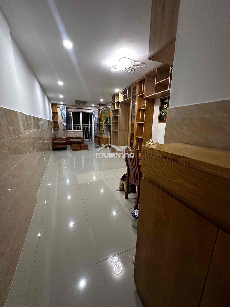 Cho thuê căn hộ 2pn full nt, bancol, chung cư moscow