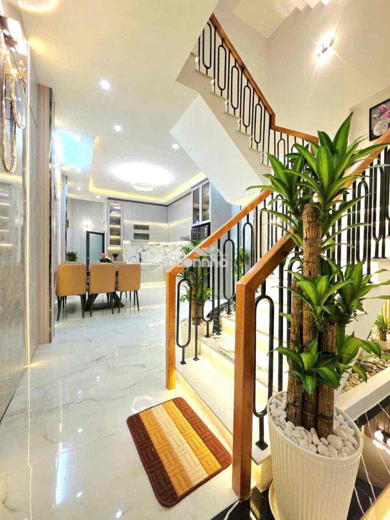 Bán nhanh nhà 3 tầng sân thượng 5 tỷ 690 - Ảnh 2