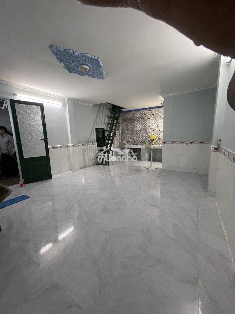 Chính chủ cho thuê nnc 1 trệt 1 lầu 56m2 điện nước nhà nước.