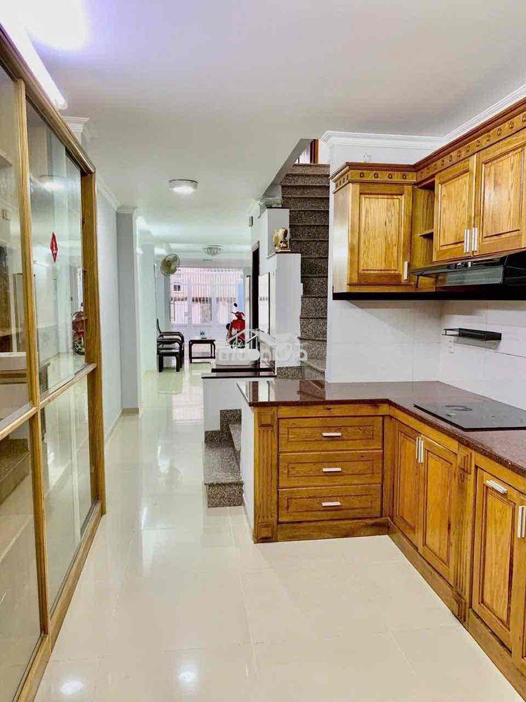 Nhà 2 phòng ngủ 3x20 điện biên phủ. hẻm xe hơi