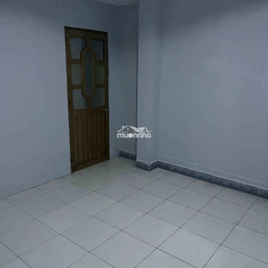 Nhà cho thuê gần bv thống nhất và khu triển lãm tân bình - Ảnh 2