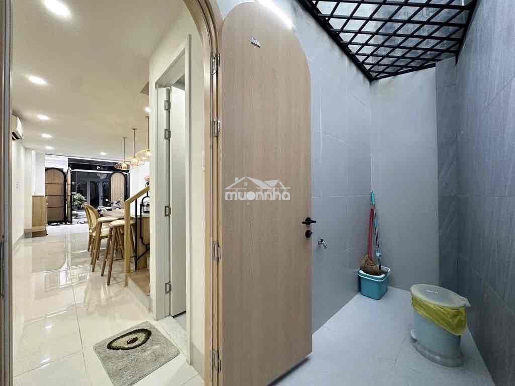 Chính chủ cho thuê nhà mới xây full nội thất ngay aeon mall - Ảnh 3