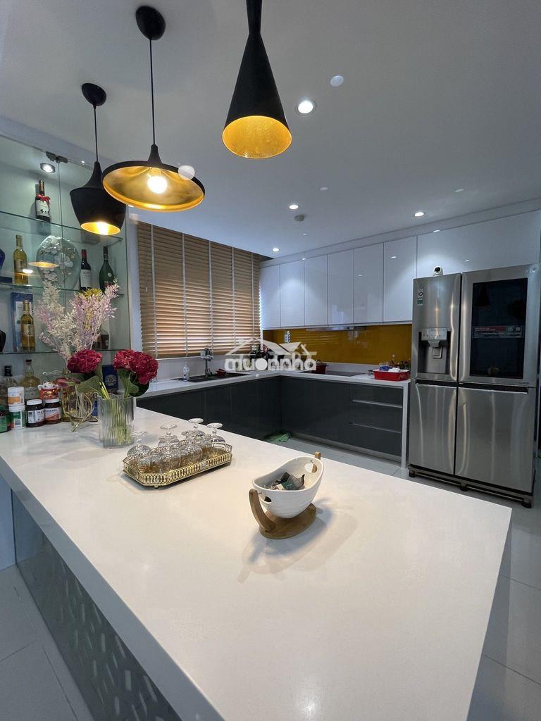 Chính chủ cần bán căn hộ cc xi grand court, dt: 70m2, 2pn, 2wc, sh. - Ảnh 4
