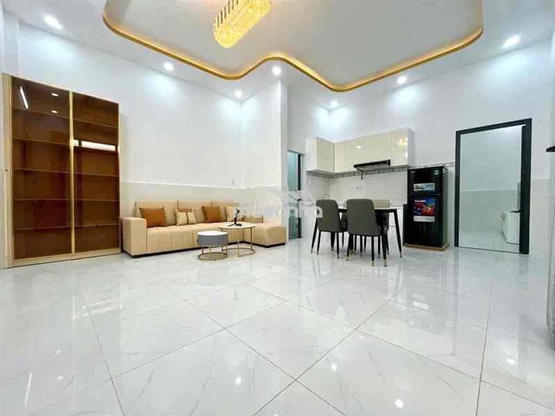 🛑 🚗 Cách hẻm xe hơi 10m - có pn trệt cho ông bà - 3.89 tỷ tl