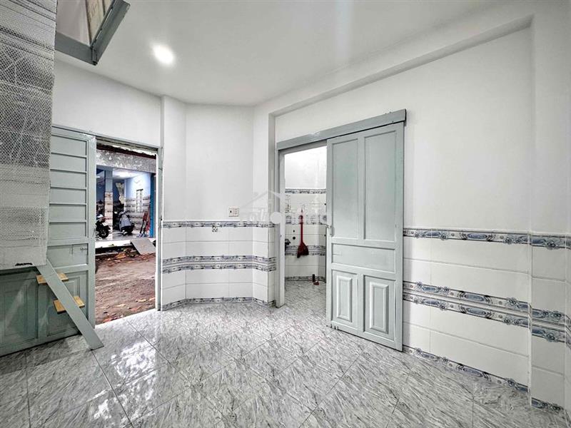 Nhà nguyên căn 1 trệt 1 lầu khu ao đôi, mã lò hai mặt tiền siêu thoáng
